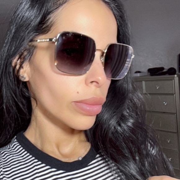 Burberry sunglasses - Picture 5 of 5